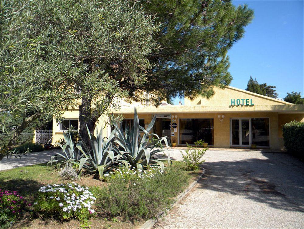 Hotel Restaurant Le Mas De L'Olivier Pont-Saint-Esprit Exterior foto